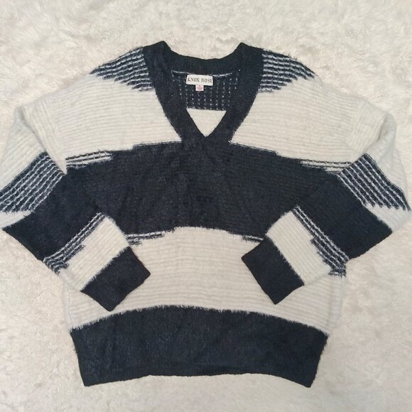 Knox Rose Women's Black and White Stripped Oversized Sweater Size L - Picture 2 of 8